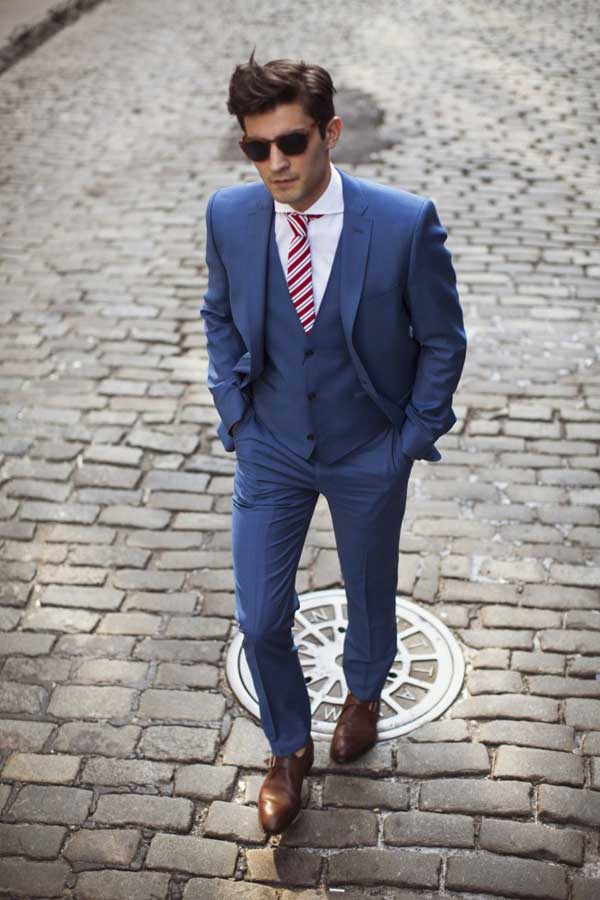 Lindeberg summer suits blue and red striped ties for men