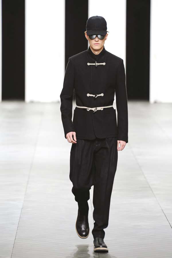 Dior Homme Duffel coat black