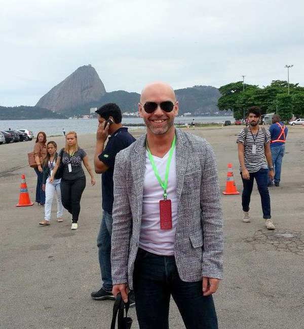 The Style Examiner - Joao Paulo Nunes Fashion Expert & Writer 