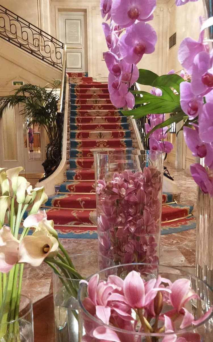 Madrid-Ritz-Hotel---MenStyleFashion.jpg-floral