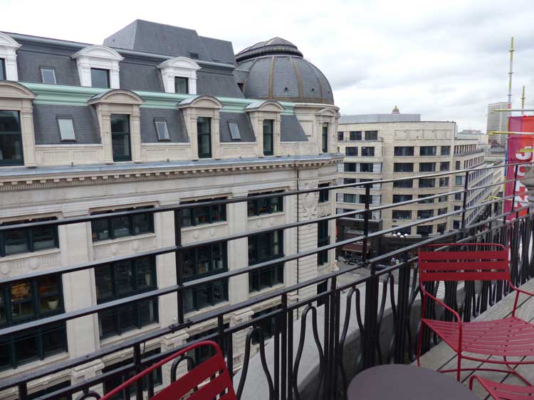 9hotel-collection-brussels-menstylefashion-review-2015.--balcony
