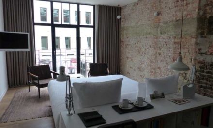 9 Hotel Central Brussels – Modern Architecture Meets Classic Design