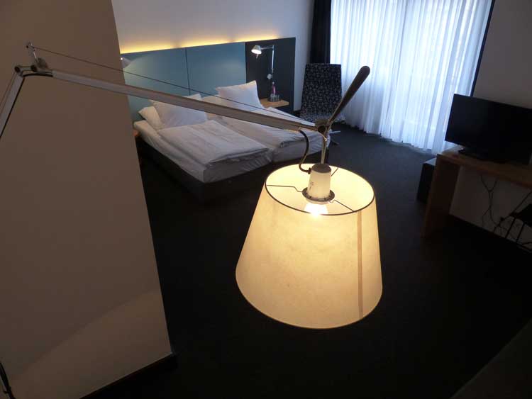 Otto-Hotel-Berlin.-lights-and-lamps