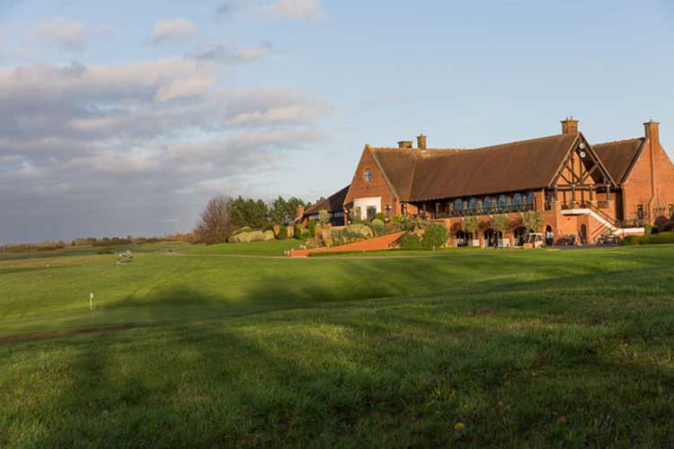 London Golf Club – Targets A Younger Market