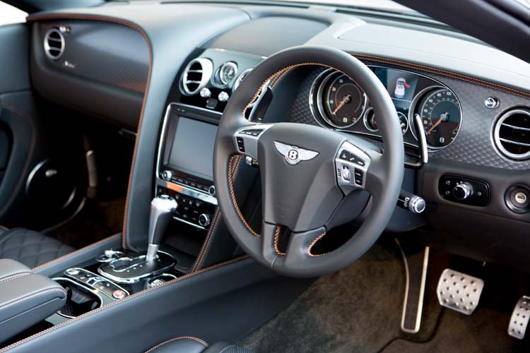 Bentley Factory Tour 2016 Crewe With MenStyleFashion (16)