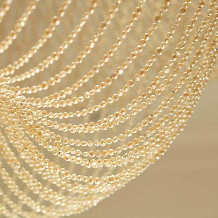 Dorchester-chandelier-pearls-72,000-London