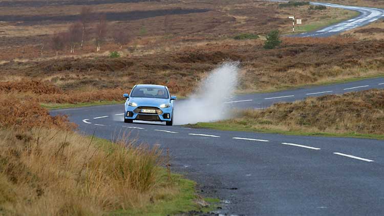 Focus-RS-drives-along-Blakey-Ridge-in-North-Yorkshire