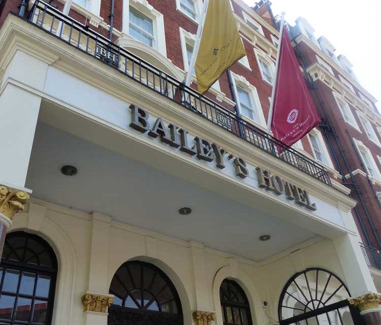 The Bailey’s Hotel  London – Victorian Townhouse