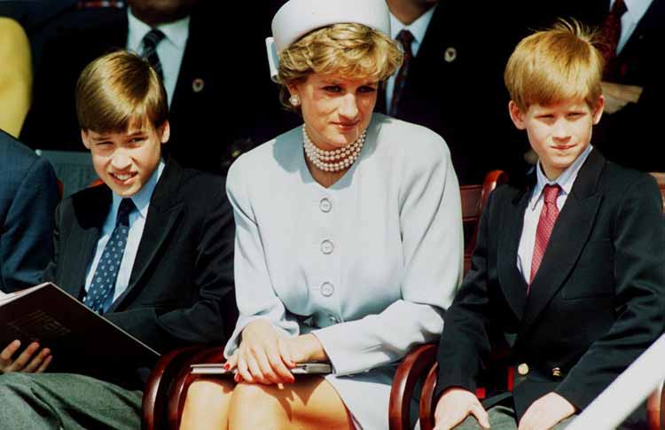princess-diana-sat-between-her-sons-prince-william-prince-harry
