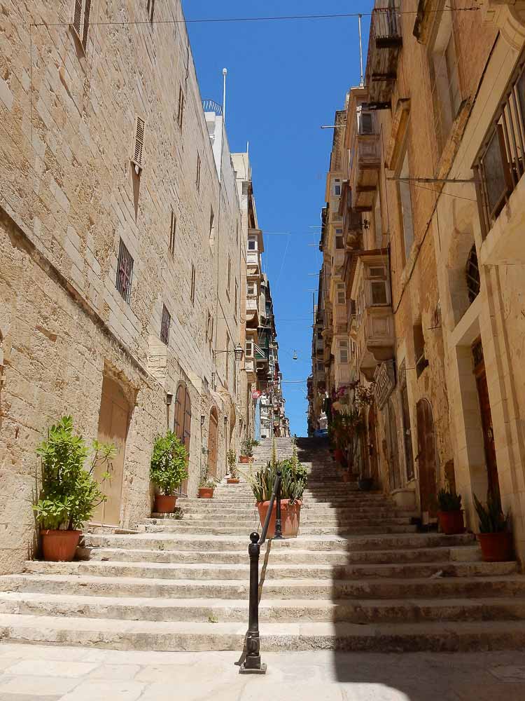 valletta-malta-stairs