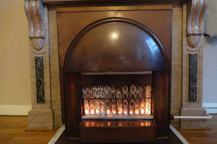 haas-op-het-vrijthof-the-famous-vrijthof-square-menstylefashion-maastricht-11-jpg-1920-copper-fireplace