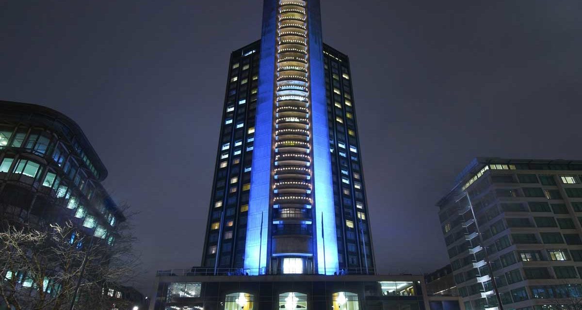 London Hilton On Park Lane – Towering Over West End