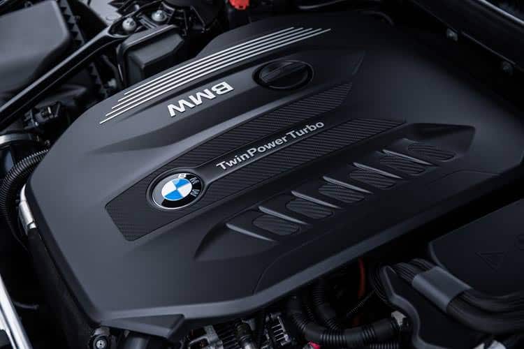 All New BMW 5 Series Saloon engine