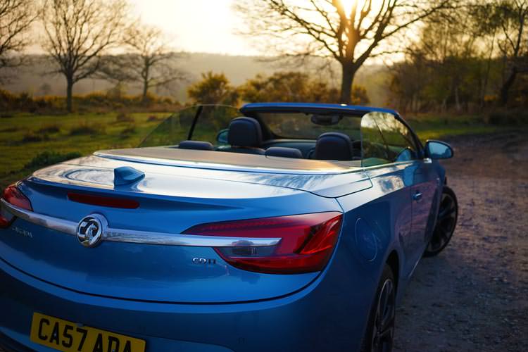 Vauxhall Cascada Convertible - 2.0-litre Diesel Elite Model Review