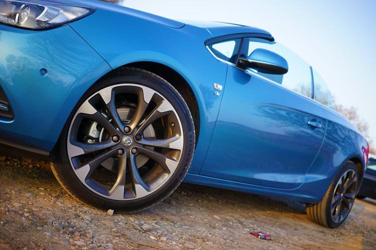 Vauxhall Cascada Convertible - 2.0-litre Diesel Elite Model Review
