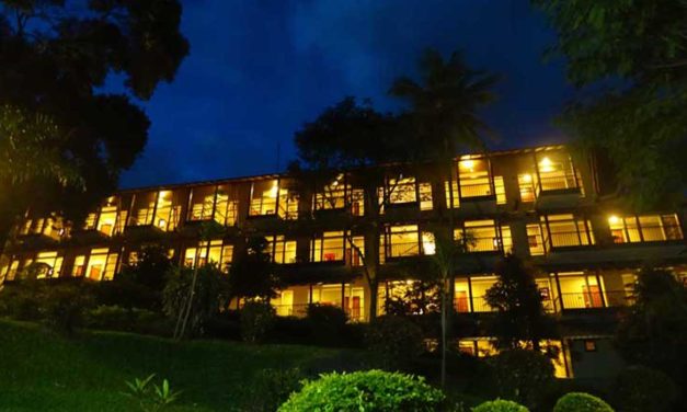 Earl’s Regency Hotel Kandy Sri Lanka – Jungle Experience