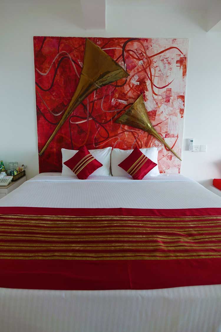Theva Residency Kandy Sri Lanka Review - Room Art