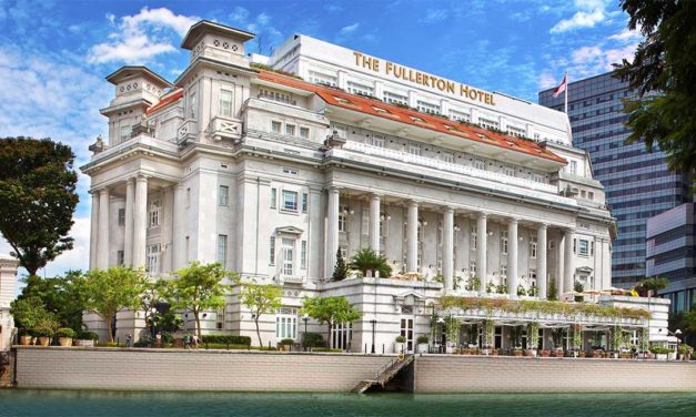 Fullerton Hotel Singapore Review – Historic Iconic Stay