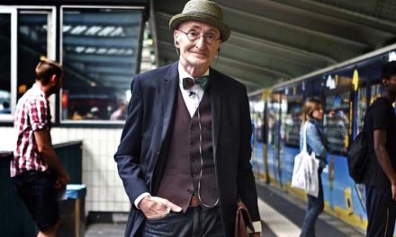 Ageless Style – The Art Of Dressing Well