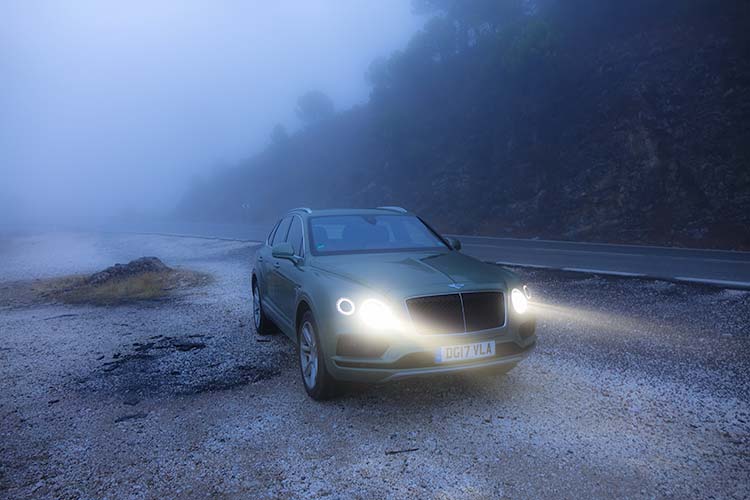 Bentley Bentayga Diesel - Tour Through Andalusia