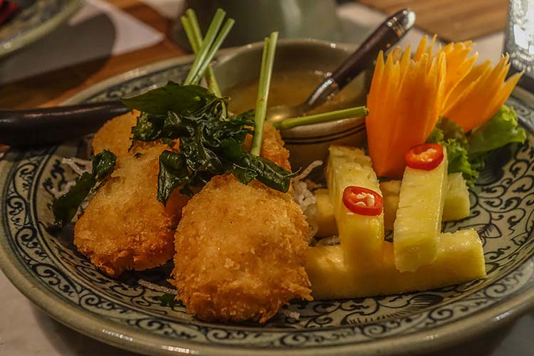 The Peninsula Bangkok - Thiptara Restaurant Reviewed