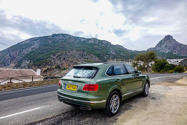 Bentley Bentayga Diesel - Tour Through Andalusia