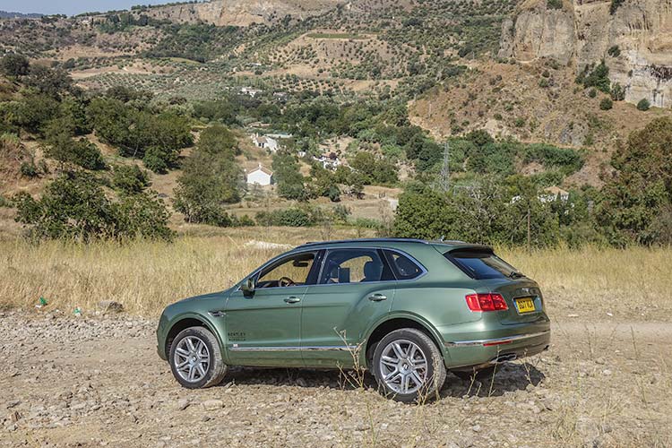 Bentley Bentayga Diesel - Tour Through Andalusia