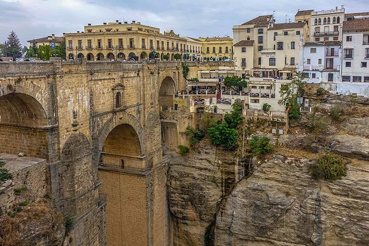 Bentley Bentayga Diesel - Tour Through Andalusia