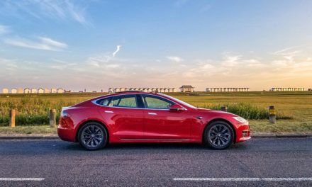 Tesla Model S 100D – The Silent Electric Power House