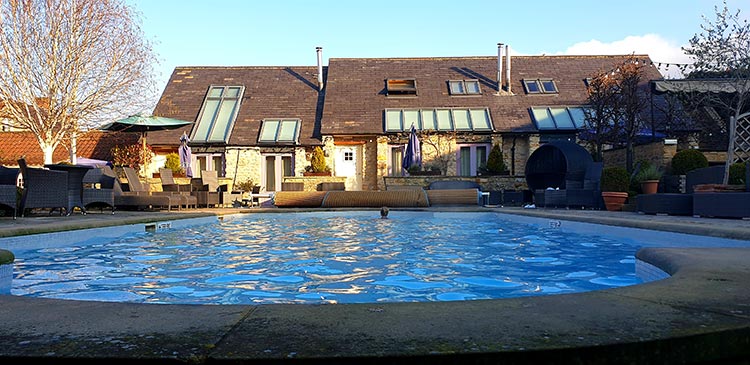 Feversham Arms Hotel Helmsley North Yorkshire (1) swimming pool heated