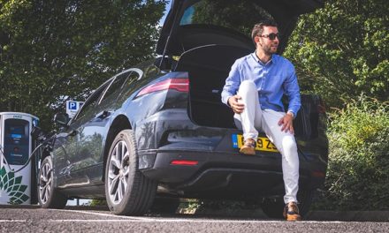 Connected Cars In Your SUV & Truck Car Rental – The Top 5 Reasons