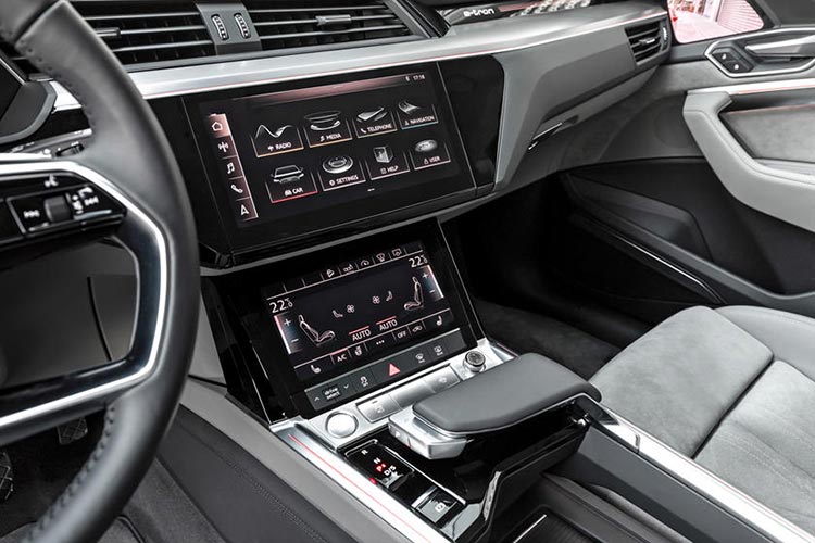 Audi ETron 2019 Gears