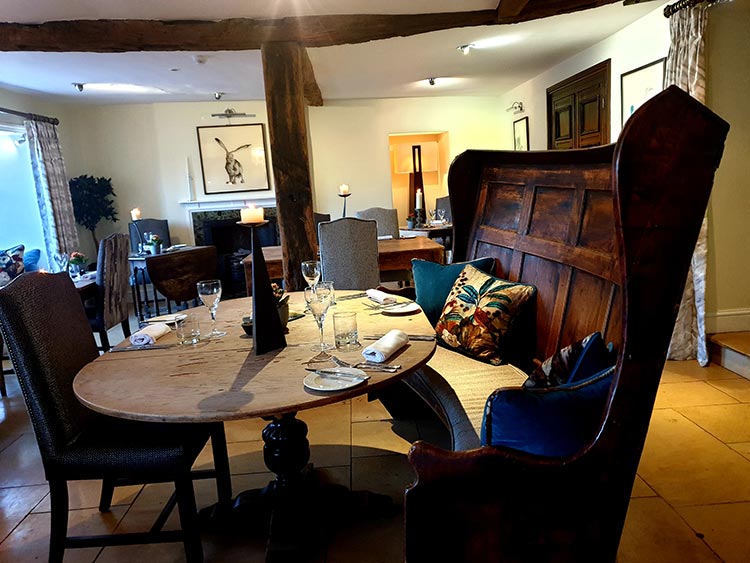 The Kings Hotel - Chipping Campden Cotswolds MenStyleFashion 2019 review (24)