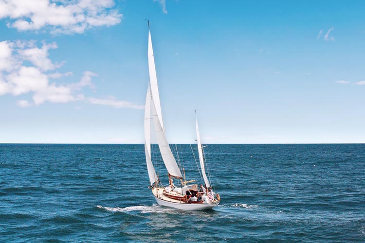 Sail Away Tips to Get Your Own Boat