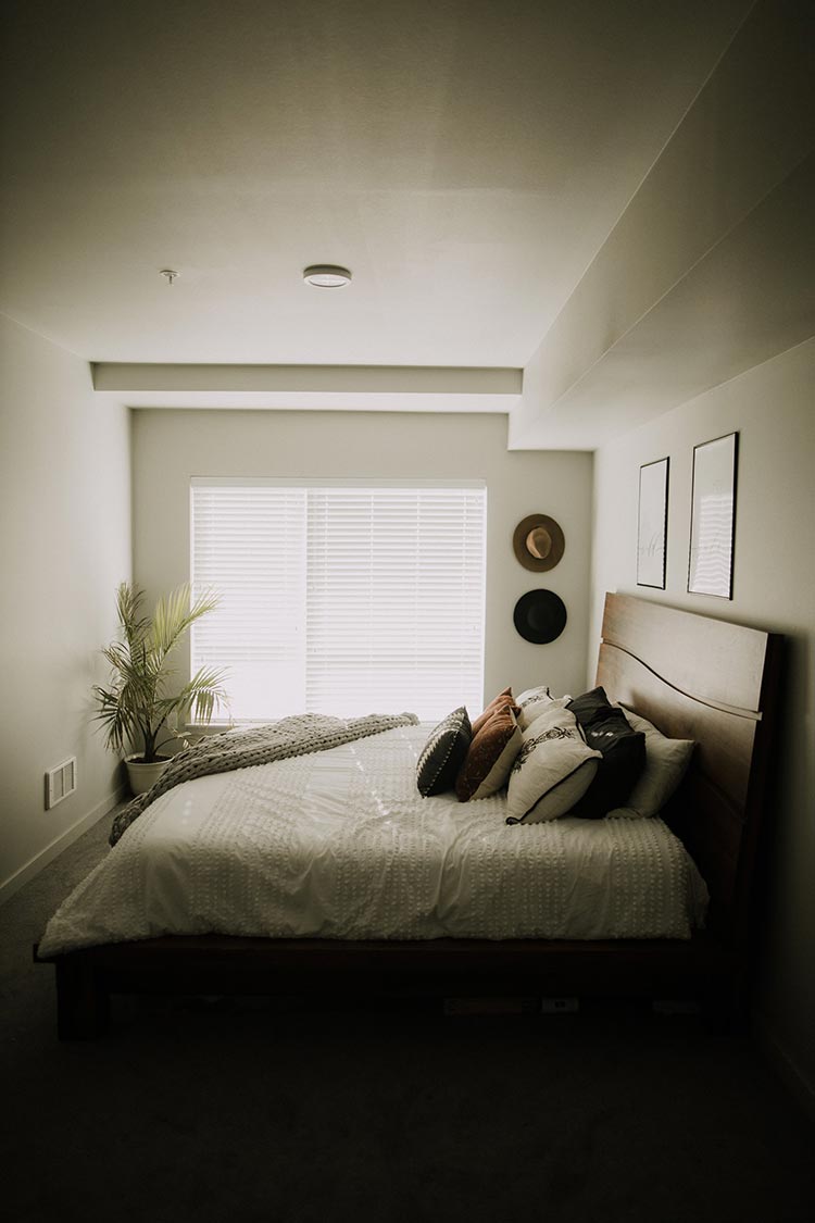 5 Mistakes You Don't Want To Make When Furnishing A Bedroom