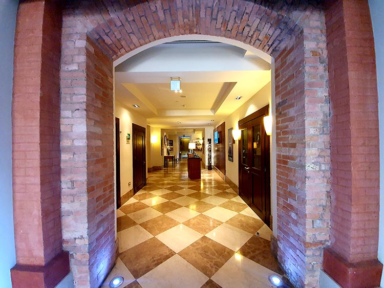 Hilton Molino Stucky Venice - Flour Factory Preserving Italian History corridor