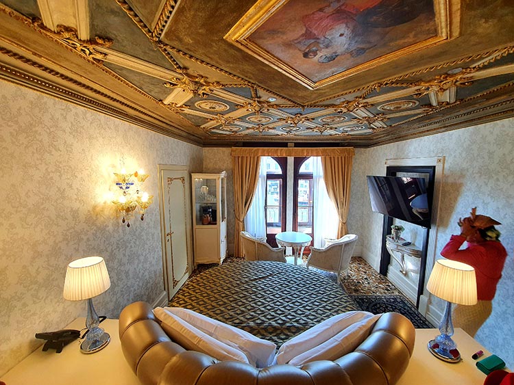 Noble residence of Palazzo Bembo Ego Hotel Venice italy imperial room 2020