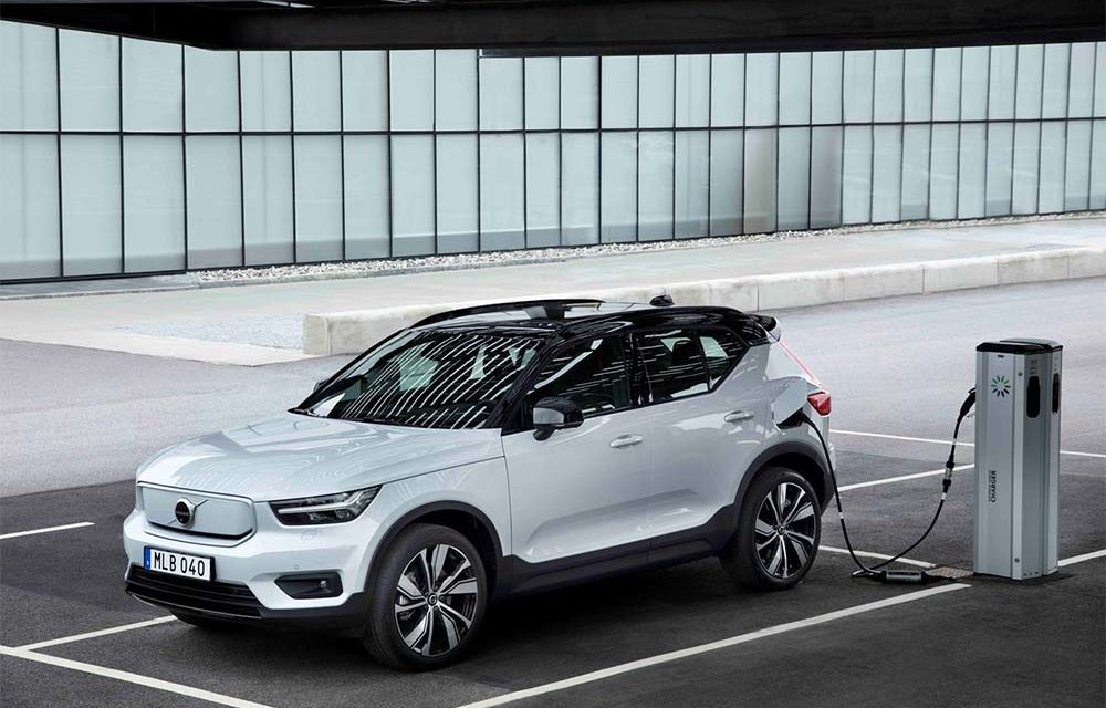 Volvo XC40 Recharge P8 AWD – First Ever Fully Electric Car