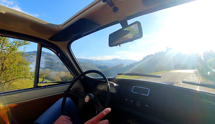 Fiat 500 Classic car Gracie Opulanza Tuscany italy beige