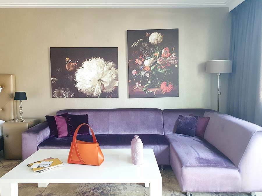 purple velvet lounge kingsize Royal Suite Luxury Suites Amsterdam
