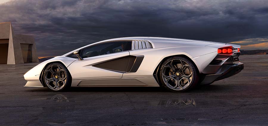 Lamborghini Countach LPI 800−4