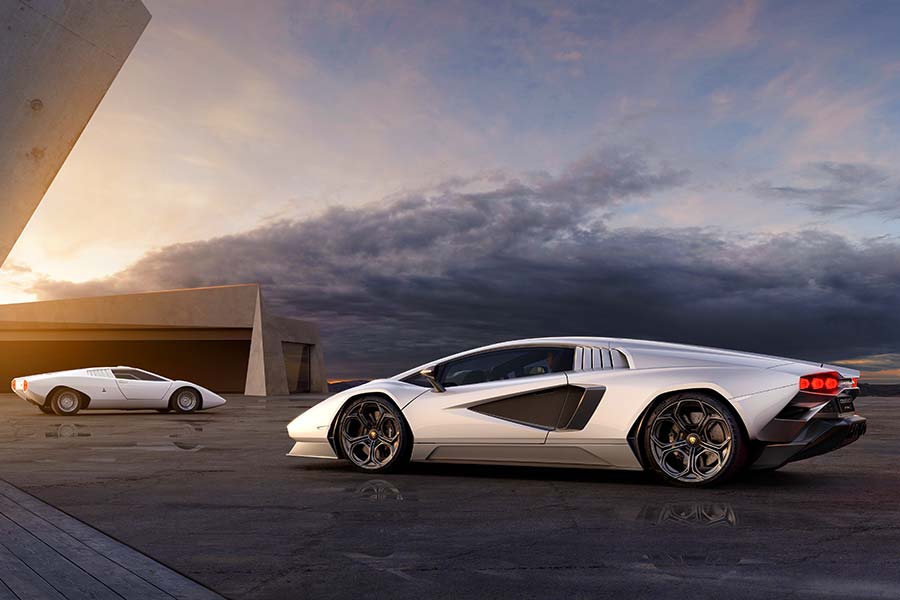 Lamborghini Countach LPI 800−4 – Modern Super Car Reimagined