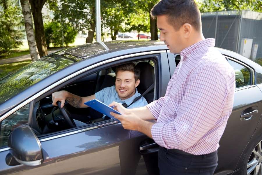 7 Amazing Benefits of Taking an Online Defensive Driving Course