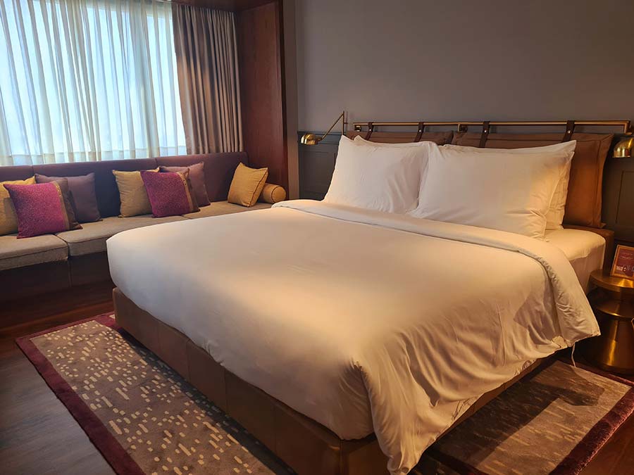 Fusion Original five star hotel Saigon centre Vitenam (15) excuitive suites