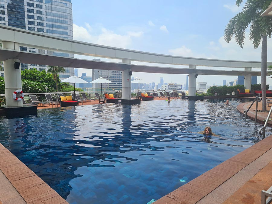 centara grand bangkok central world Pool