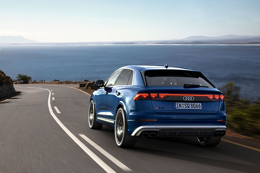 Expressive design and new lighting technology – the upgraded Audi