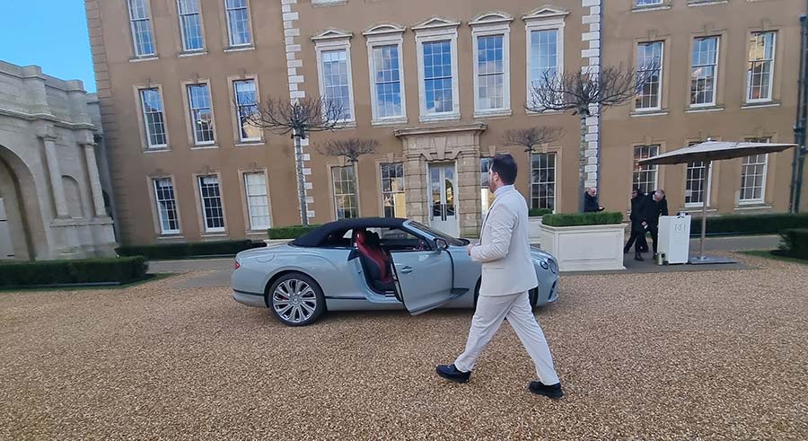 Bentley GTC Mulliner Sage Green Aynhoe Park England Oxfordshire MenStyleFashion 2024 (2)