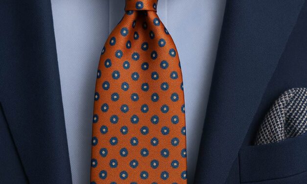 The Art of the Silk Neck Tie – How to Wear It Like an Italian Gentleman