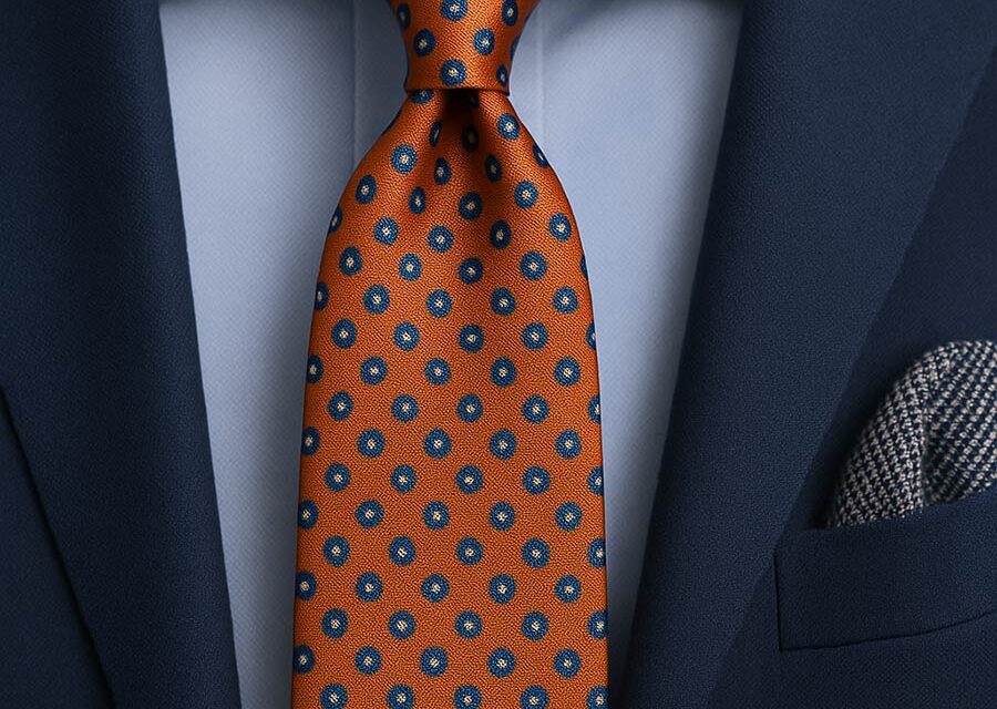 The Art of the Silk Neck Tie – How to Wear It Like an Italian Gentleman