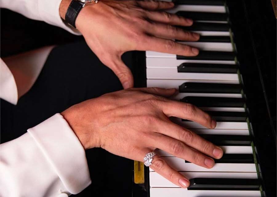 The Diamond Pinky Ring Is Back — And Gabriele Just Proved Why